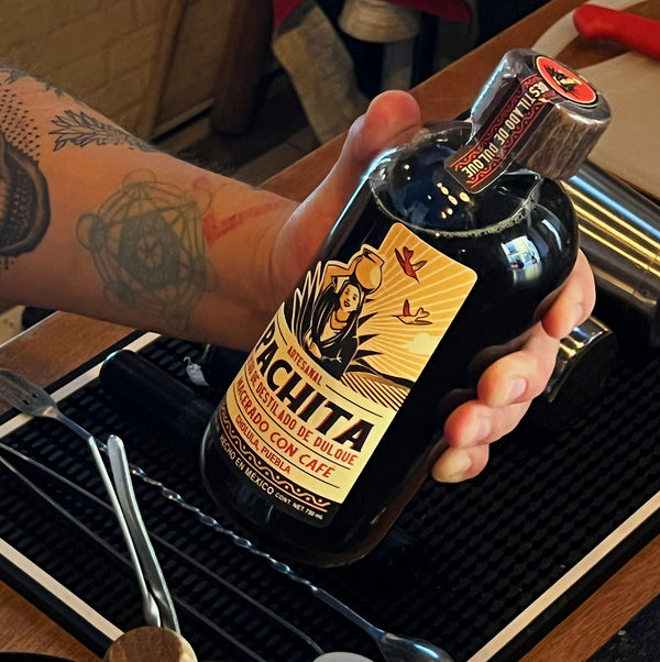 Café 750mL: Sabor que Despierta – Macerado Artesanal de Pulque