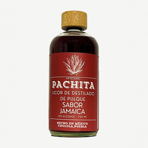 Botella real de Pachita, foto de estudio