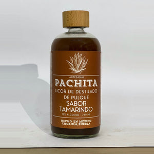 Botella real de Pachita, foto de estudio